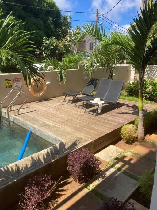 Modern And Cosy Condo: Westwood Apartments Flic en Flac Bagian luar foto