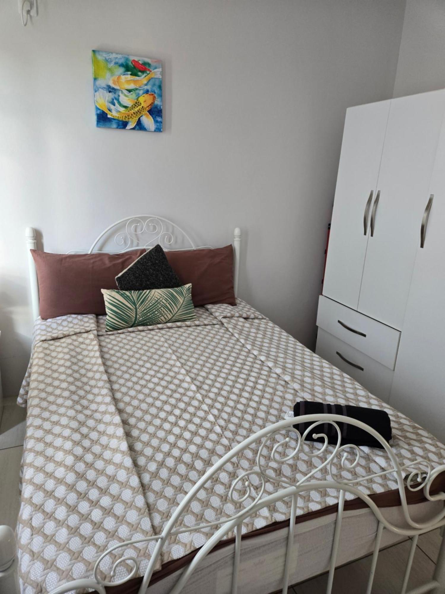 Modern And Cosy Condo: Westwood Apartments Flic en Flac Bagian luar foto